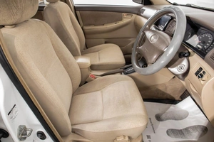 Седан Toyota Corolla 2003 года, 589000 рублей, Барнаул