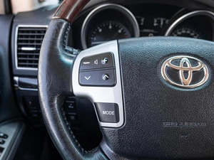 Внедорожник Toyota Land Cruiser 2014 года, 4399000 рублей, Краснодар