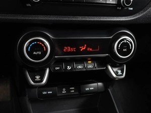 Седан Kia Rio 2017 года, 1099000 рублей, Воронеж