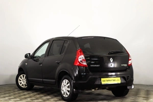 Хетчбэк Renault Sandero 2011 года, 599000 рублей, Пермь