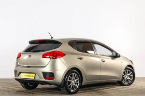 Хетчбэк Kia Ceed 2016 года, 1499000 рублей, Тюмень