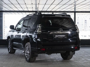 Внедорожник Toyota Land Cruiser Prado 2018 года, 5350000 рублей, Санкт-Петербург