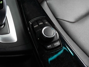 Седан BMW 3 серия 2016 года, 1749000 рублей, Тюмень