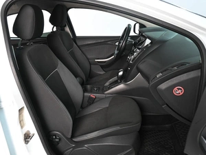 Седан Ford Focus 2013 года, 829000 рублей, Аксай
