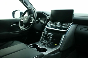 Внедорожник Toyota Land Cruiser 2021 года, 11200000 рублей, Красноярск