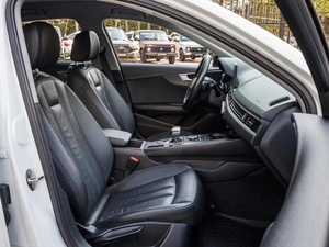 Седан Audi A4 2017 года, 1930000 рублей, Большой Сочи