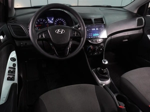 Седан Hyundai Solaris 2013 года, 749000 рублей, Воронеж