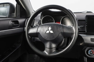 Седан Mitsubishi Lancer 2010 года, 799000 рублей, Новосибирск