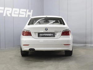 Седан BMW 5 серия 2008 года, 1670000 рублей, Омск