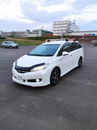 Минивэн Toyota Wish 2012 года, 1425000 рублей, Красноярск