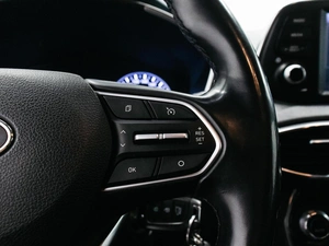 Внедорожник Hyundai Santa Fe 2019 года, 2704000 рублей, Красноярск