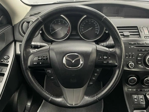 Седан Mazda 3 2013 года, 1148000 рублей, Красноярск