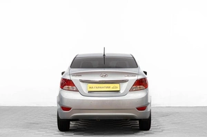 Седан Hyundai Solaris 2014 года, 709000 рублей, Барнаул