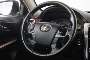 Седан Toyota Camry 2012 года, 1729000 рублей, Омск