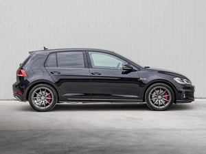 Хетчбэк Volkswagen Golf GTI 2019 года, 3255000 рублей, Краснодар