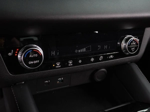 Внедорожник Mitsubishi Outlander 2022 года, 3819000 рублей, Воронеж