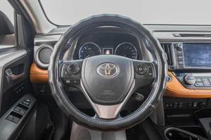 Внедорожник Toyota RAV4 2018 года, 2639000 рублей, Барнаул