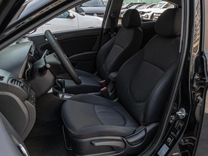 Седан Hyundai Solaris 2013 года, 997000 рублей, Краснодар