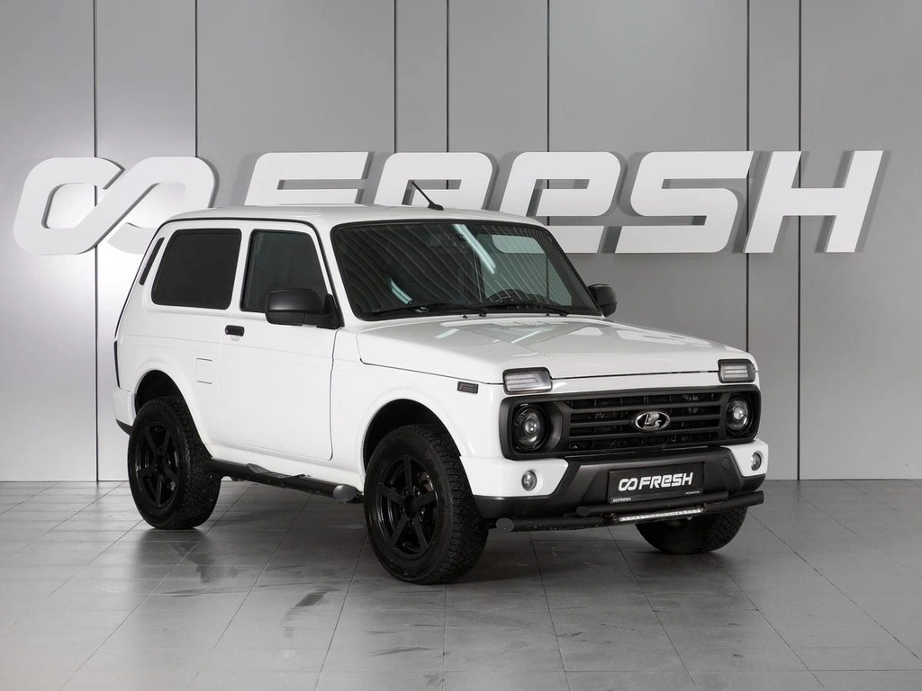 Внедорожник ВАЗ (LADA) Niva Legend 2023 года, 1000000 рублей, Красный Пахарь