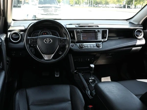 Внедорожник Toyota RAV4 2013 года, 2279000 рублей, Волгоград