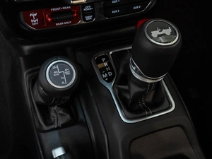 Внедорожник Jeep Wrangler 2025 года, 9000000 рублей, Ставрополь