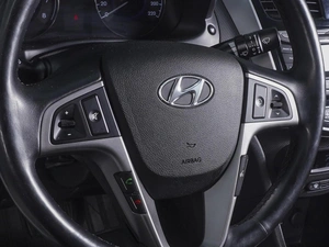 Седан Hyundai Solaris 2016 года, 1349000 рублей, Ростов-на-Дону