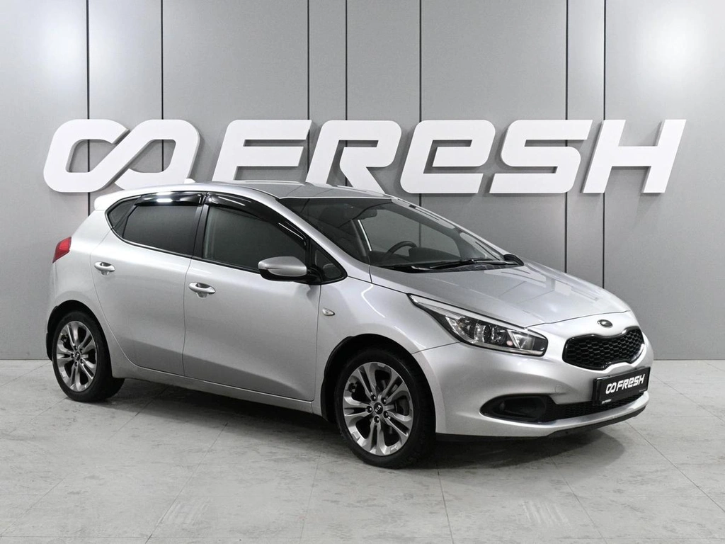 Хетчбэк Kia Ceed 2013 года, 1299000 рублей, Аксай