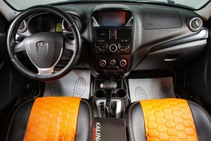 Хетчбэк ВАЗ (LADA) Kalina 2013 года, 579000 рублей, Сургут