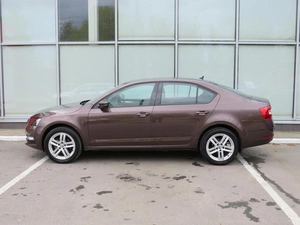 Хэтчбек Skoda Octavia 2018 года, 1690000 рублей, Брянск