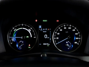 Минивэн Toyota Alphard 2018 года, 4200000 рублей, Тюмень