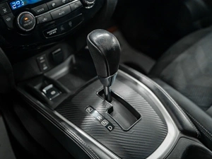Внедорожник Nissan X-Trail 2015 года, 1600000 рублей, Красноярск