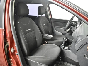 Хетчбэк Renault Sandero Stepway 2017 года, 965300 рублей, Казань