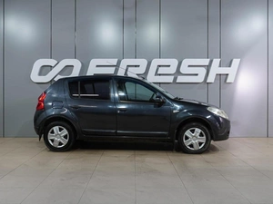 Хетчбэк Renault Sandero 2010 года, 644000 рублей, Воронеж
