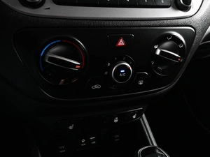 Седан Hyundai Solaris 2018 года, 1445000 рублей, Ростов-на-Дону