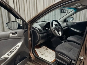 Седан Hyundai Solaris 2015 года, 880000 рублей, Красноярск