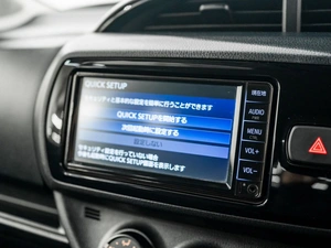 Хетчбэк Toyota Vitz 2019 года, 1000000 рублей, Красноярск