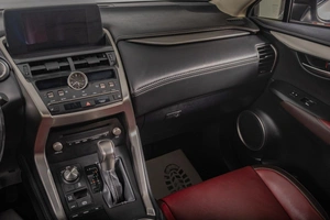 Внедорожник Lexus NX 2019 года, 3909000 рублей, Томск