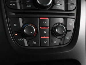 Хетчбэк Opel Astra 2012 года, 890000 рублей, Аксай