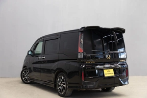 Минивэн Honda Stepwgn Spada 2015 года, 1659000 рублей, Новосибирск