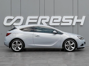 Хетчбэк Opel Astra GTC 2011 года, 740000 рублей, Краснодар
