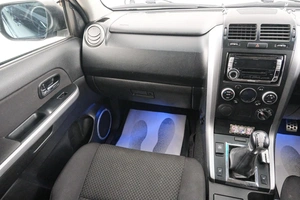 Внедорожник Suzuki Escudo 2008 года, 999000 рублей, Красноярск