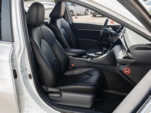 Седан Toyota Camry 2020 года, 2960000 рублей, Краснодар