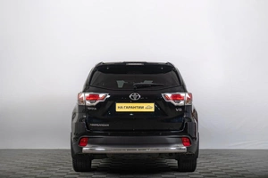 Внедорожник Toyota Highlander 2014 года, 3289000 рублей, Томск