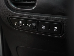 Хетчбэк Kia Rio X-Line 2018 года, 1359000 рублей, Воронеж