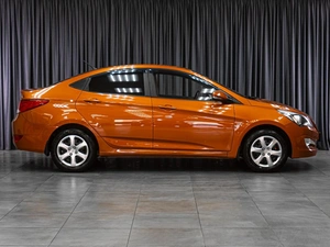 Седан Hyundai Solaris 2014 года, 1049000 рублей, Тюмень