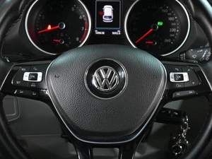 Внедорожник Volkswagen Tiguan 2017 года, 2349000 рублей, Аксай