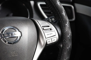 Внедорожник Nissan X-Trail 2015 года, 2099000 рублей, Новосибирск