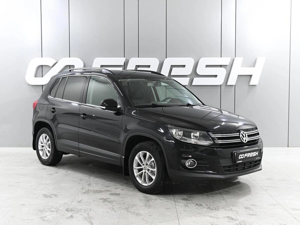 Внедорожник Volkswagen Tiguan 2012 года, 1309000 рублей, Аксай