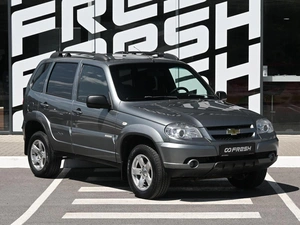 Внедорожник Chevrolet Niva 2016 года, 640000 рублей, Волгоград