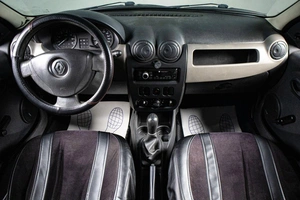 Седан Renault Logan 2013 года, 349000 рублей, Сургут